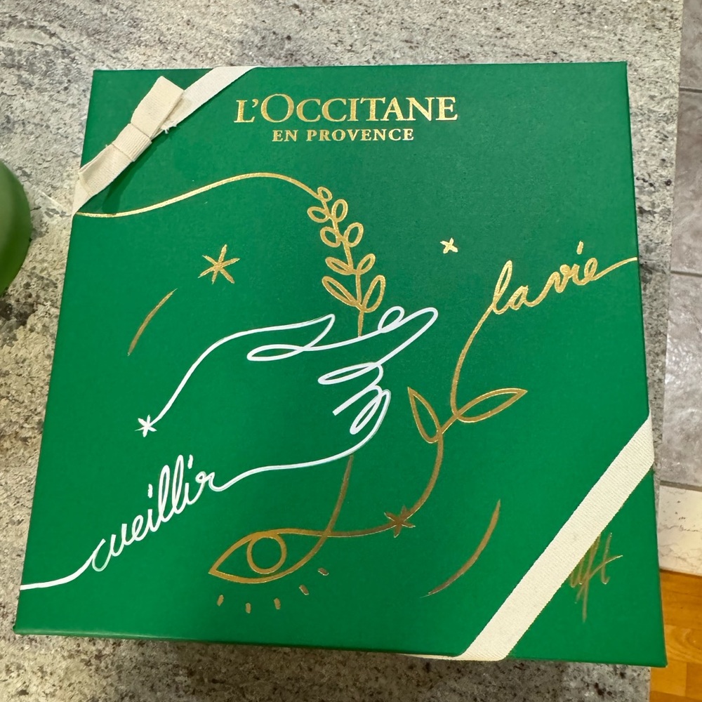 NWT - L’Occitane - Verbena Body Wash and Lotion Duo & Cooling hand cream